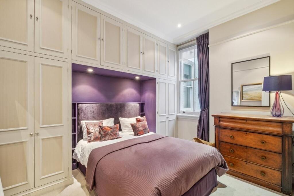 Charming And Full Of Character Apartment London Ngoại thất bức ảnh